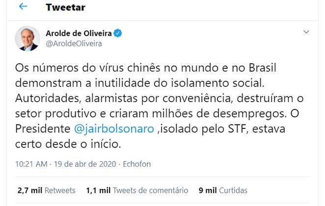 Post que o senador Arolde de Oliveira fez em abril deste ano