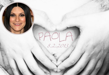 Nasce Paola, filha da cantora Laura Pausini - Reprodução