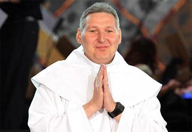 Padre Marcelo justifica ausência na missa do Papa, em Copacabana - Ag.News