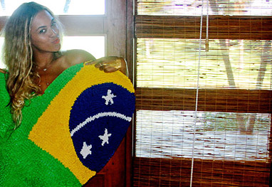 Beyoncé dá uma de turista em Trancoso. Confira as fotos! - Reprodução