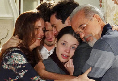 Amor à Vida: Linda desabafa e surpreende a família no reencontro com Rafael - Amor à Vida/TV Globo