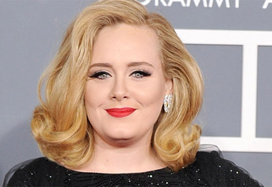 Adele negocia novo contrato no valor de R$ 40 milhões - Getty Images