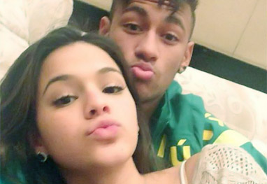 Neymar compra aliança para Bruna Marquezine, diz jornal - Reprodução
