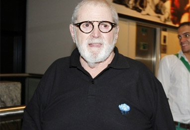 Com estado de saúde mantido em segredo, Jô Soares segue internado - Ag News