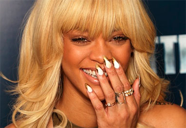 Rihanna paga R$ 23 mil para manicure - Getty Images