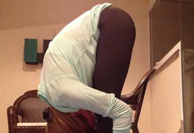 Zilu faz exercício e mostra flexibilidade - Reprodução/Instagram