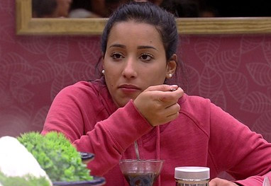 BBB 15: 'Fica abafado', diz Talita sobre o fato de não usar calcinha 