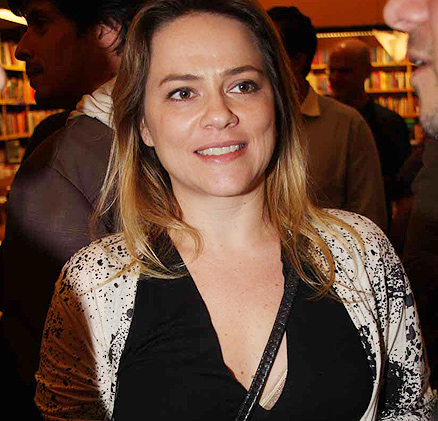 A atriz Viviane Pasmanter