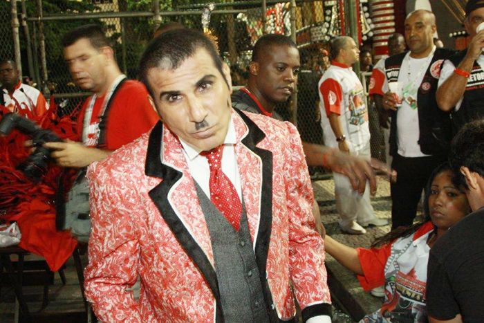 Eri Johnson é Charlie Chaplin