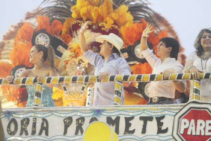 Chitãozinho, Xororó e Roberta Miranda