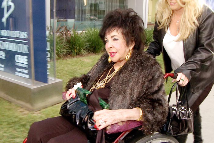 Liz Taylor morreu aos 79 anos, em Los Angeles, nos Estados Unidos