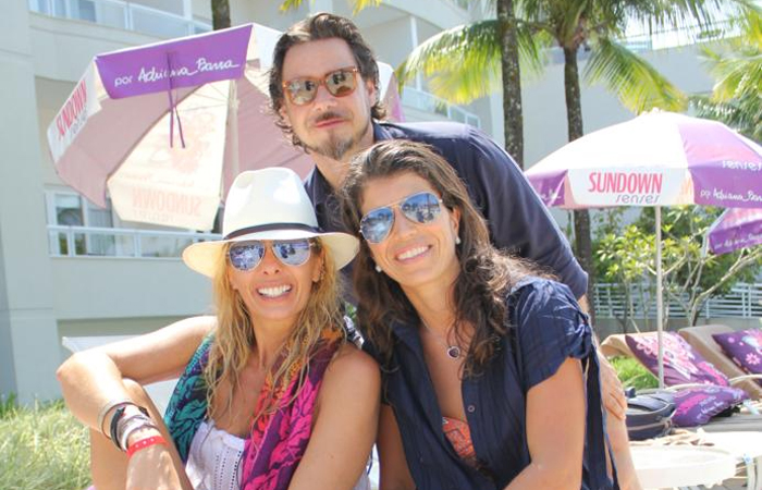 (ESTHER)Adriane Galisteu curte fim de semana com filho e maridão