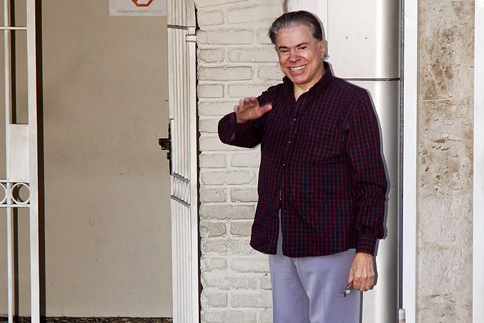 Silvio Santos estava muito sorridente.