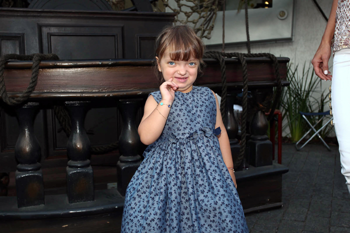 Emerson Fittipaldi comemora aniversário do filho, em São Paulo