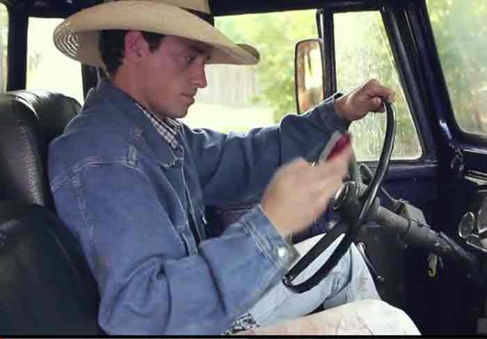 Veja o videoclipe do ex-BBB Fael com a dupla Jads e Jadson