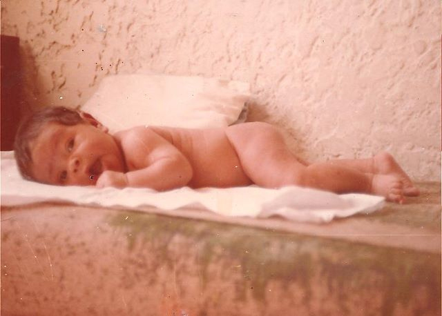 Juliana Alves brinca com foto antiga: “Meu primeiro ensaio nu”