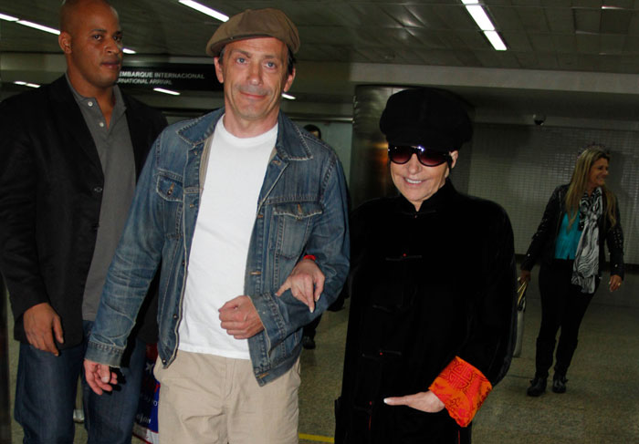 Estilosa, Liza Minelli desembarca em São Paulo