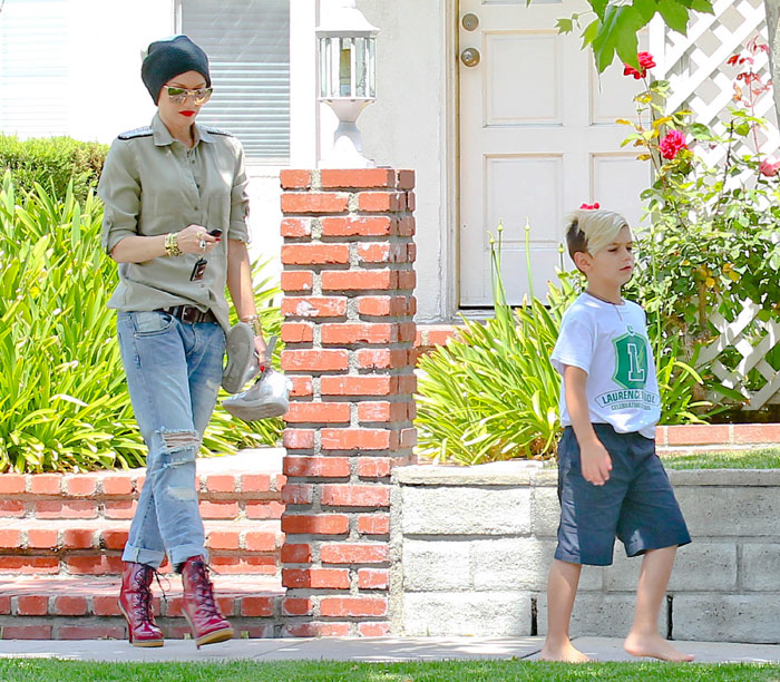  Estilosos, Gwen Stefani e filho Kingston visitam amigo em LA