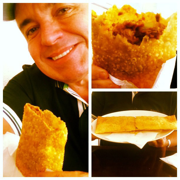 Gugu Liberato experimenta pastel de carne louca no almoço OFuxico