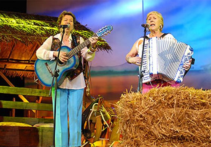 Com 66 anos de carreira, Irmãs Galvão ganham Memorial no interior de SP