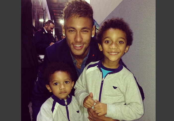 Neymar e os filhos de Robinho
