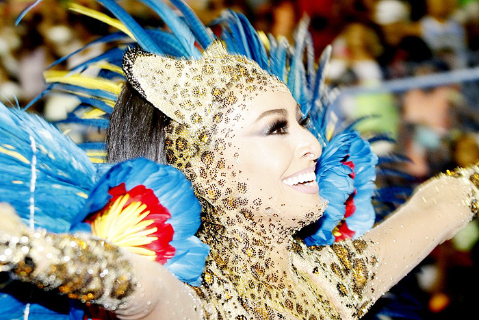 Sabrina Sato vira Onça Pintada para brilhar como rainha da Vila Isabel