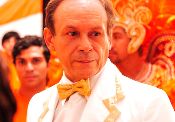 José Wilker como Dr. Giovani Improtta