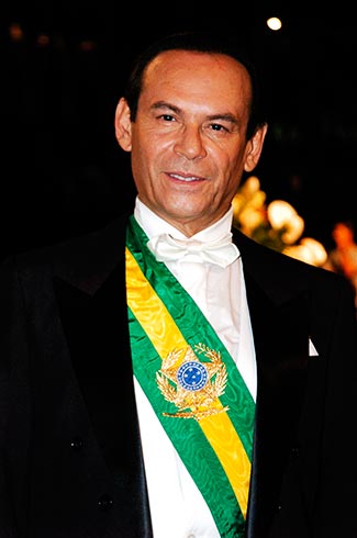 José Wilker como o presidente Juscelino Kubitschek