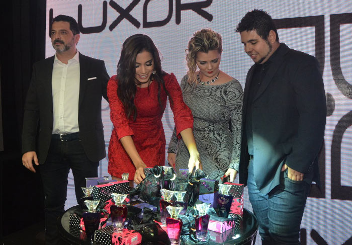 Anitta lança linha de perfumes 