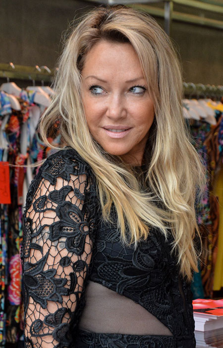 Deborah Blando vai a ateliê escolher looks para gravação