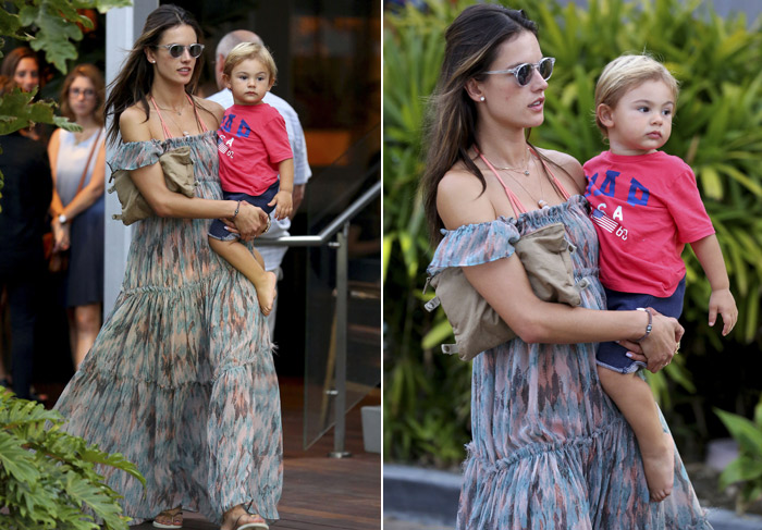 Alessandra Ambrósio passeia com o filho Noah no colo