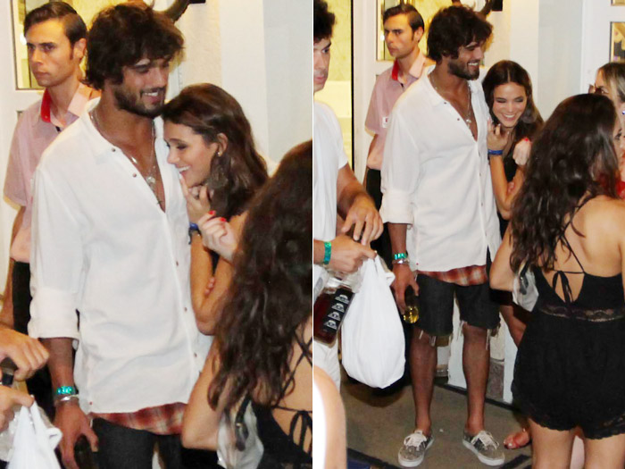 Bruna Marquezine aparece agarrada a Marlon Teixeira em festa pré-Réveillon
