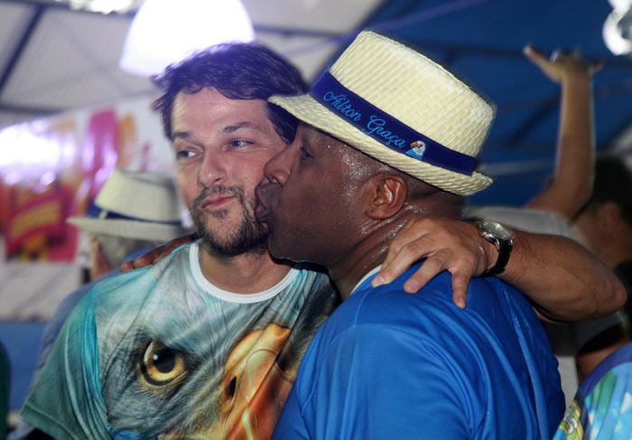 Crô e Xana! Marcelo Serrado e Ailton Graça se encontram e revivem personagens