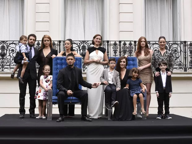 Império: Tradicional foto de família marca última cena da novela