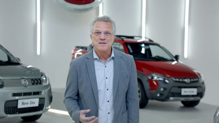Pedro Bial estreia campanha para marca de carros