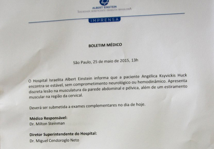 Angélica, por sua vez, teve lesão na musculatura da parede do abdômen e virilha. A apresentadora já havia reclamado das dores por causa dos machucados causados pelos cintos de segurança, que a mantiveram presa no banco, mas com apertões nas regiões machucados