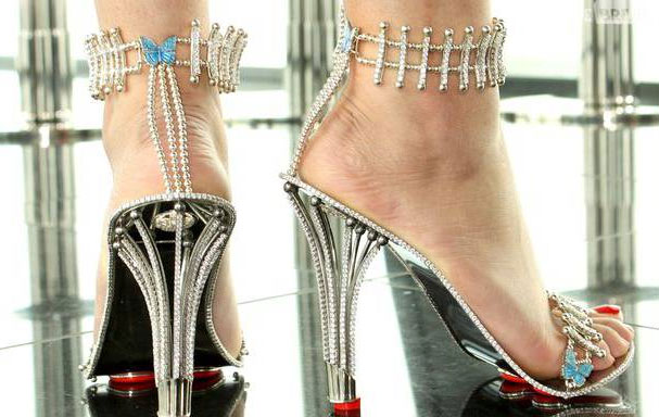 Beyoncé compra sapatos de diamantes, de mais de R$ 1 milhão