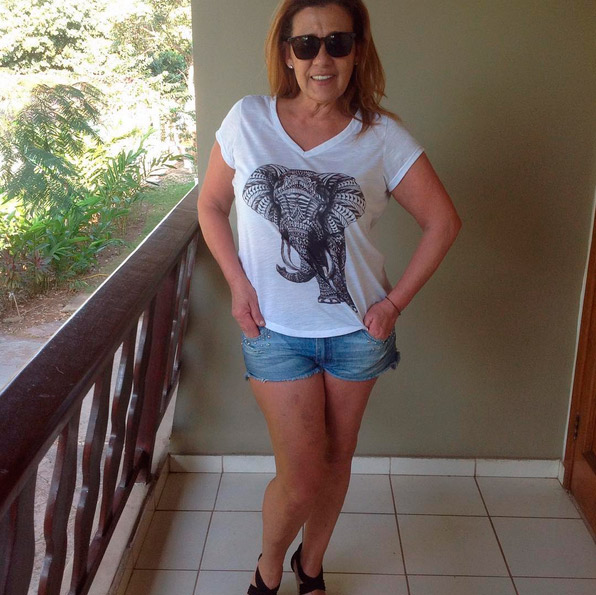 Rita Cadilac: Uma das chacretes mais conhecidas e famosas até hoje, Rita assumiu depois de muitos anos que chegou a se prostituir, aos 17 anos e antes de entrar para o programa do Chacrinha, para poder ganhar um dinheiro e se sustentar.