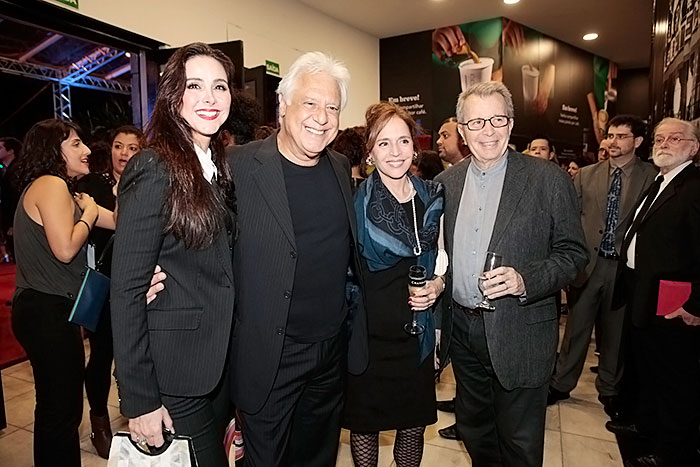 Antonio Fagundes, namorada e amigos