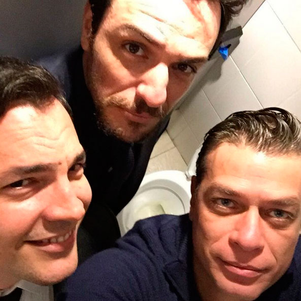 Fábio Assunção tira selfie ‘inusitada’ com atores