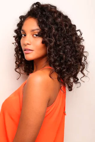 Descubra o que Barbara Reis fazia antes de Velho Chico