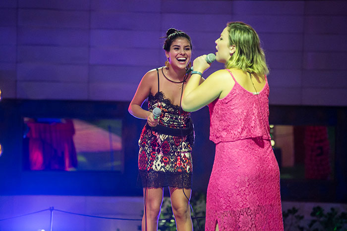 Apesar de ter tido altos e baixos com Maria Cláudia, Munik nunca deixou que o jogo falasse mais alto e se aproximou de Cacau, para que ela não ficasse deslocada dentro da casa