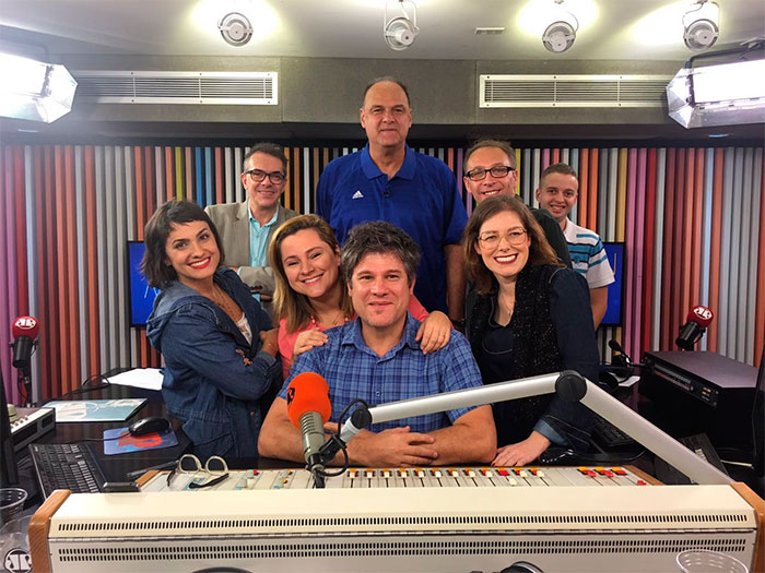 Oscar Schmidt: 'Não sou o Mão Santa, sou o Mão treinada'