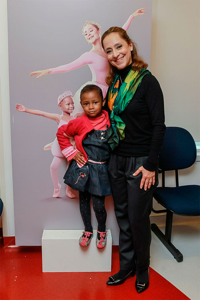 Ana Botafogo Prestigia Campanha De 25 Anos Do Graacc Ofuxico