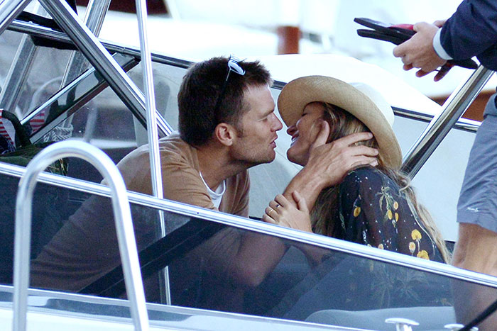  Tom Brady e Gisele Bündchen beijam muito na Itália