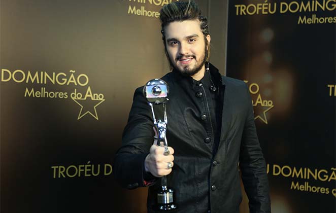 Cantor - Luan Santana Eu, Você, o Mar e Ela.