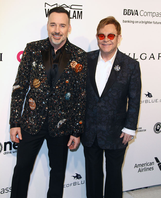 Elton John e seu companheiro, David Furnish
