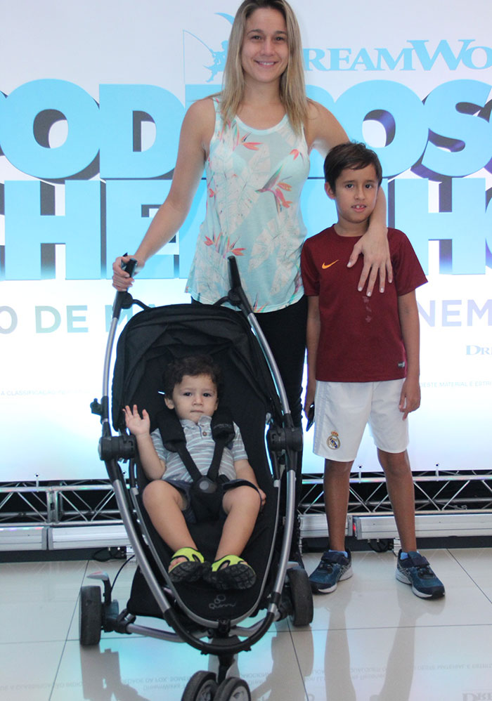 Fernanda Gentil e seus filhos