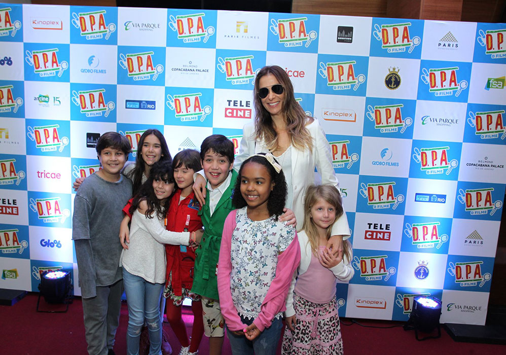 Mônica Martelli também fez questão de marcar presença na pré-estreia