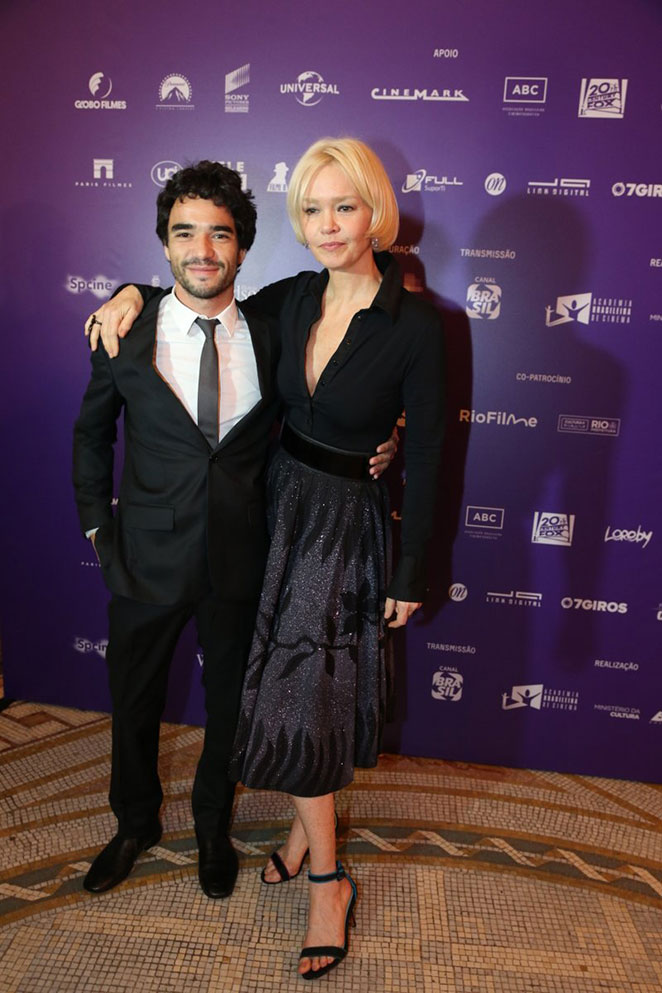 Prêmio do Cinema Brasileiro reúne famosos no Rio de Janeiro